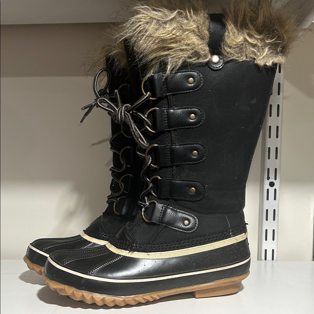 JBU Black and Brown Fur-Trimmed Winter Boots